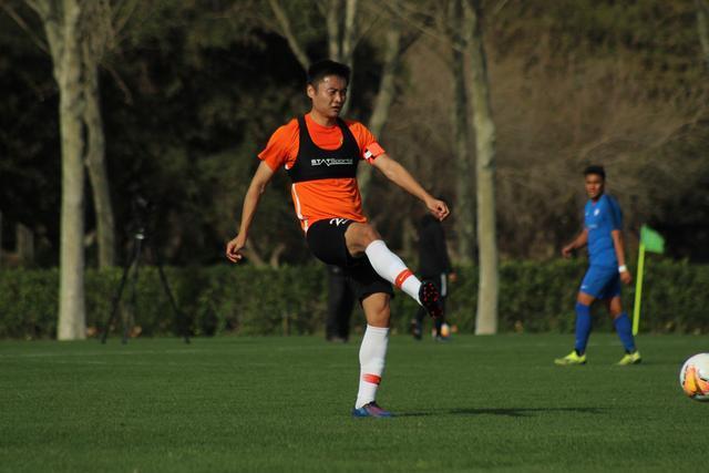 意甲-迪马尔科吊射恰20点射 国米2-0弗罗西诺内